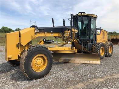 Cat120MGrad(B).jpg