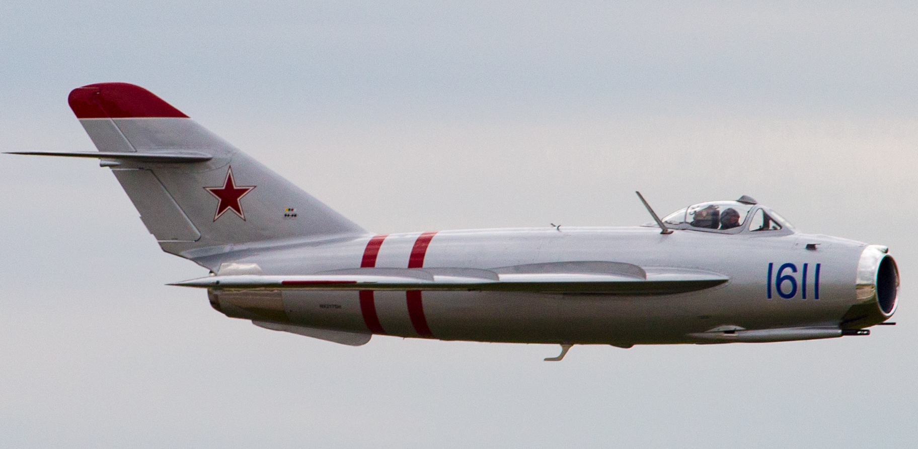 Mikoyan-Gurevich_MiG-17(A).jpg