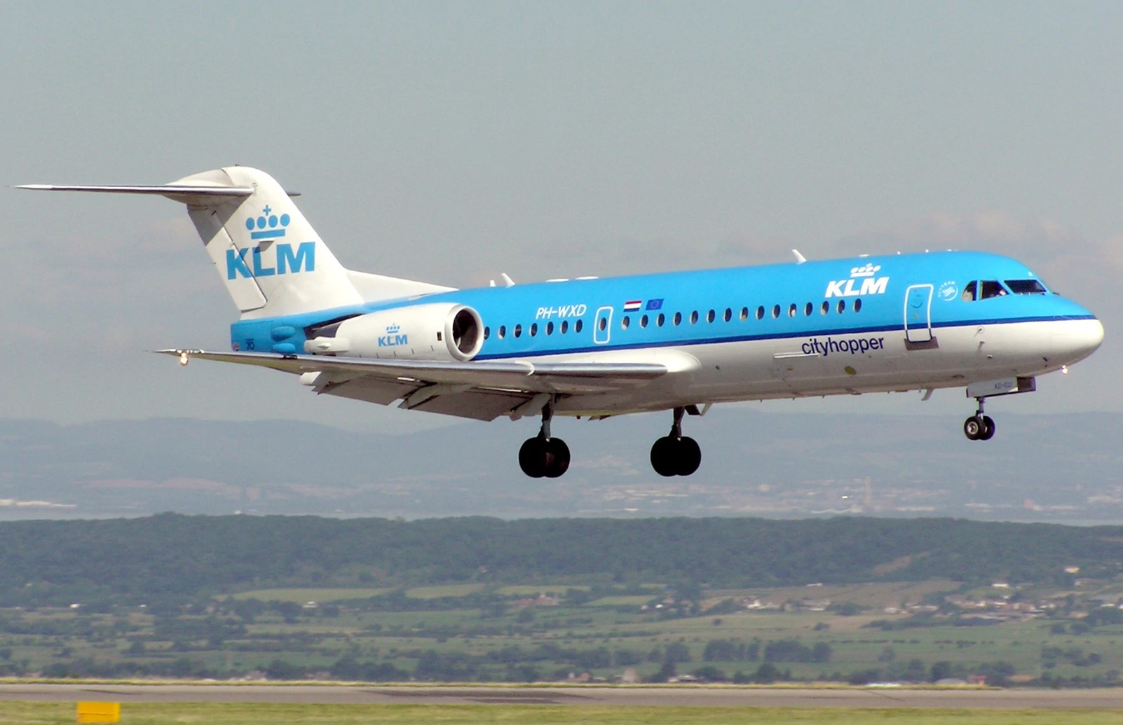 Fokker_70_Dutch_(B).jpg