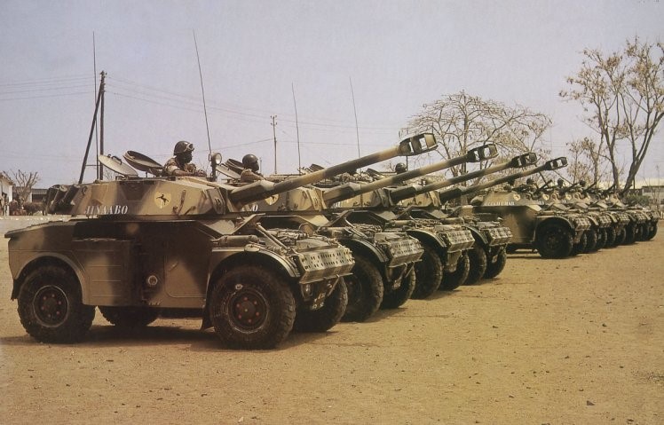 Panhard_AML90_SPG_(B).jpg