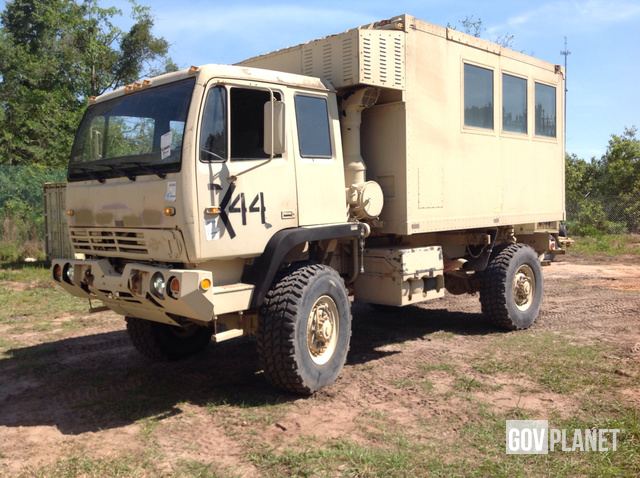 M1079_LMTV_Van(B).jpg