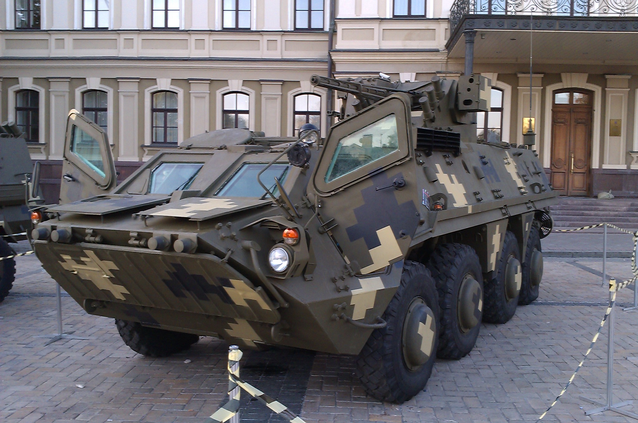 BTR-4_Russia_(A).jpg
