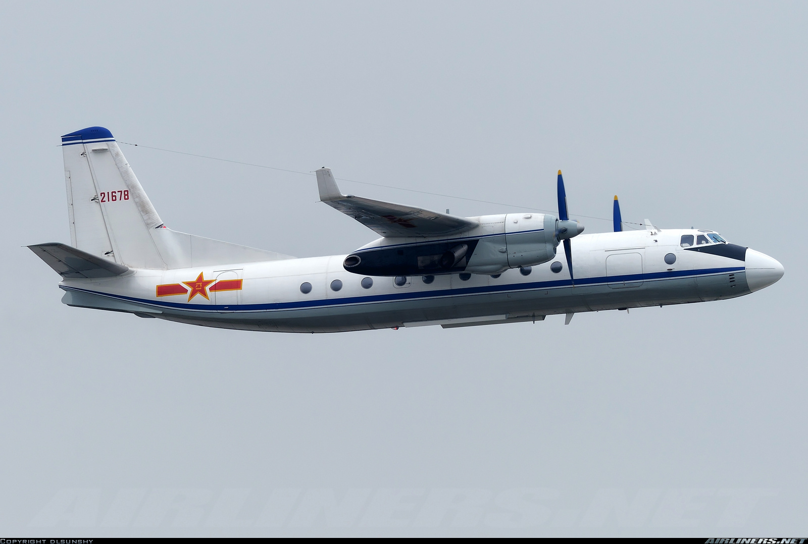 Y-7-100_aircraft(B).jpg