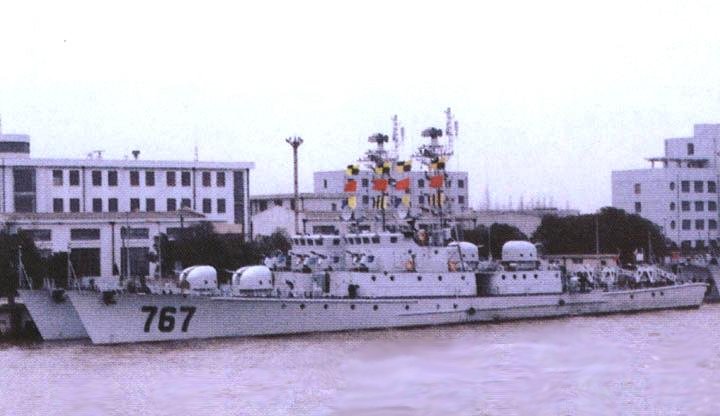 Type_037IG_Houxin-class(B).jpg