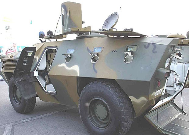 KM900_APC_(B).jpg