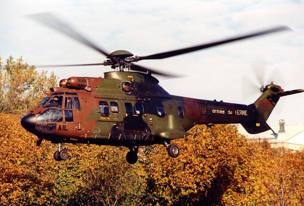 AS332_Super_Puma_(B).jpg