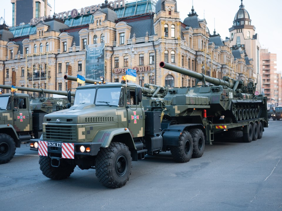 KrAZ-6446_Ukrainian_6x6(B).jpg