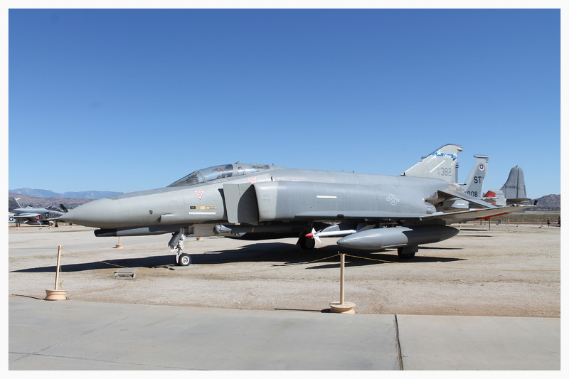 F-4E_Phantom(A).jpg