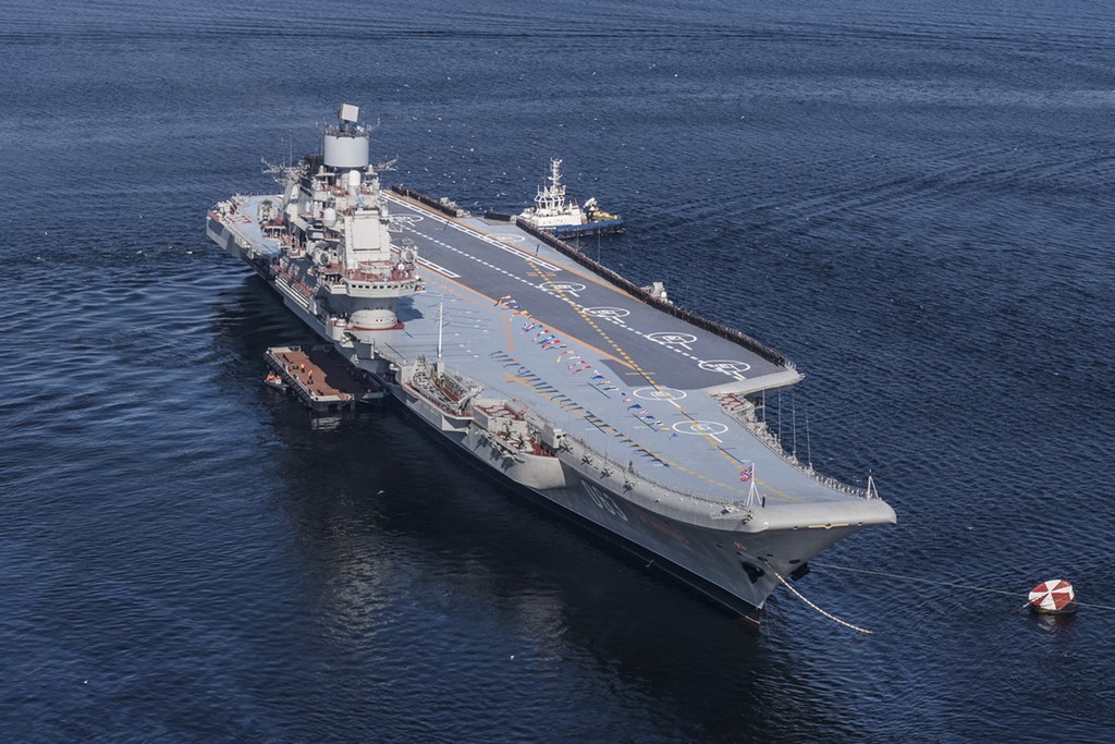Admiral_Kuznetsov_(C).jpg