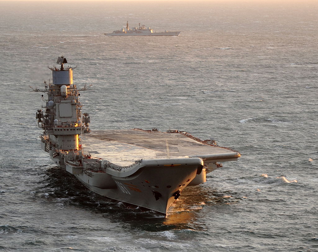 Admiral_Kuznetsov_(B).jpg