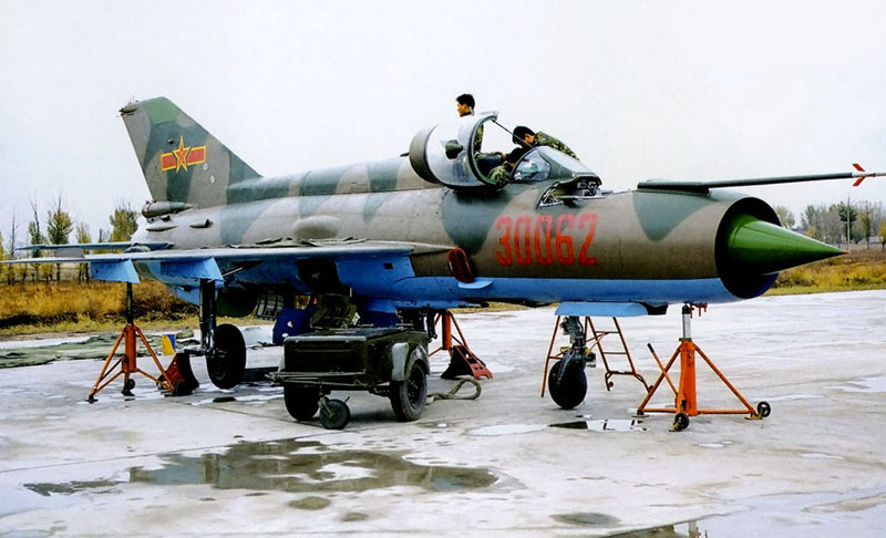 J-7CAircraft(B).jpg