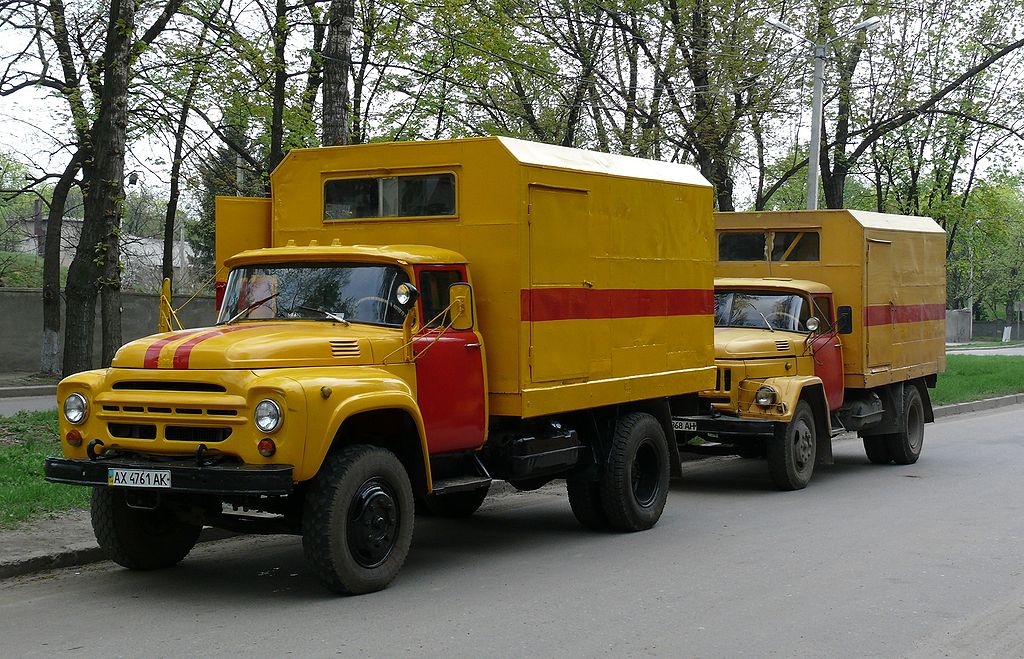 ZIL-130_Truck_(B).jpg