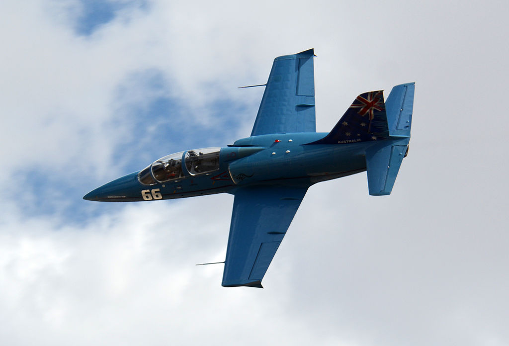L-39_Albatros_Czechoslovakian_(AA).jpg