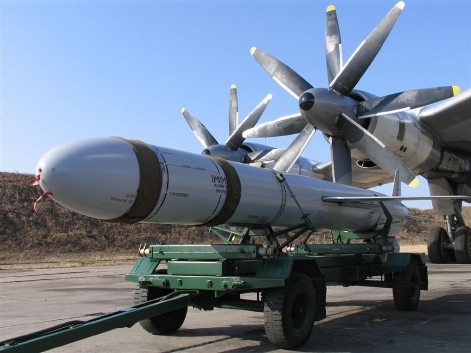 Kh-55_Russian_Missile_(AA).jpg