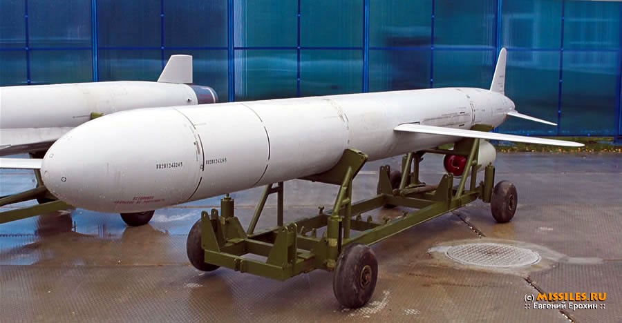 Kh-55_Russian_Missile_(BB).jpg