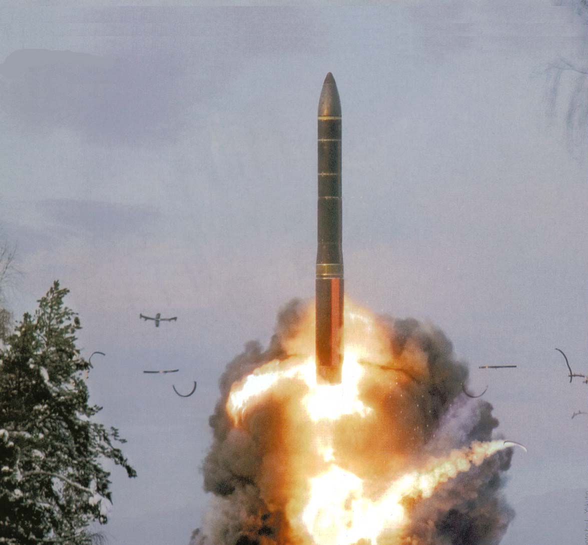Topol-M launched from TEL. Photo: Russia MoD