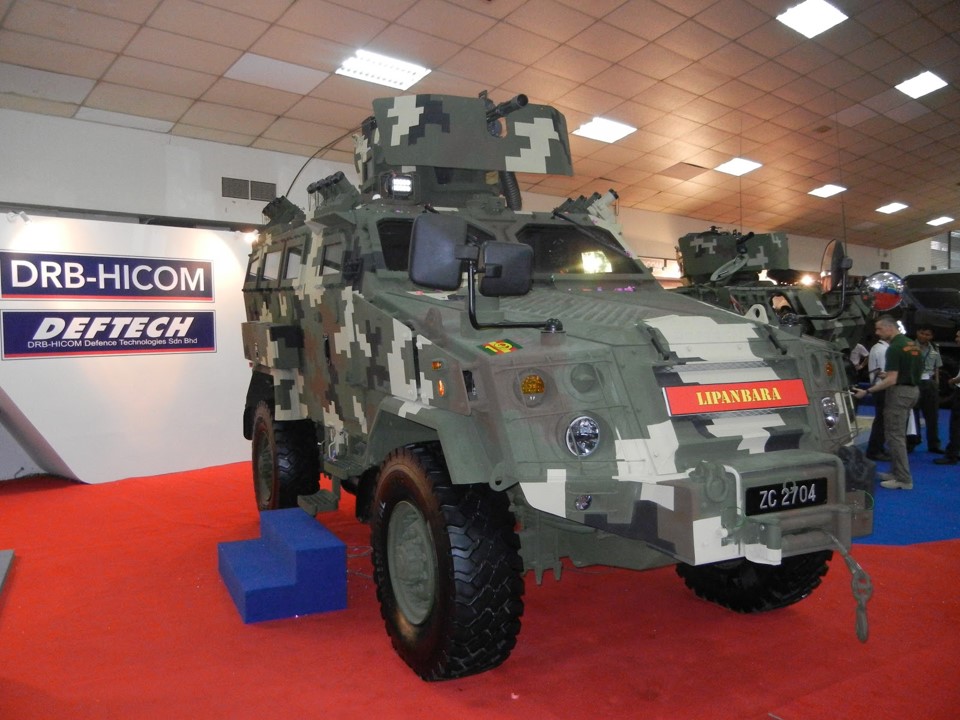 AV4_Lipan_Bara_Malaysian_(B).jpg