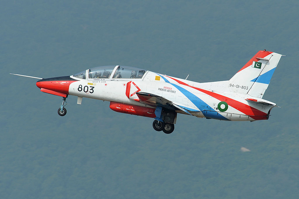 Hongdu_JL-8(A).jpg