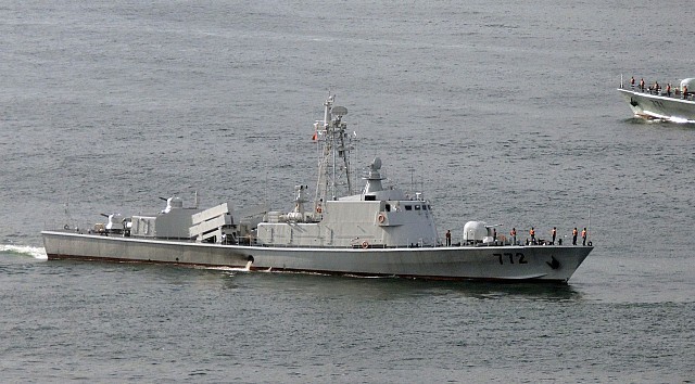 Type_037II_Class_(Houjian_Class)_(AA).jpg