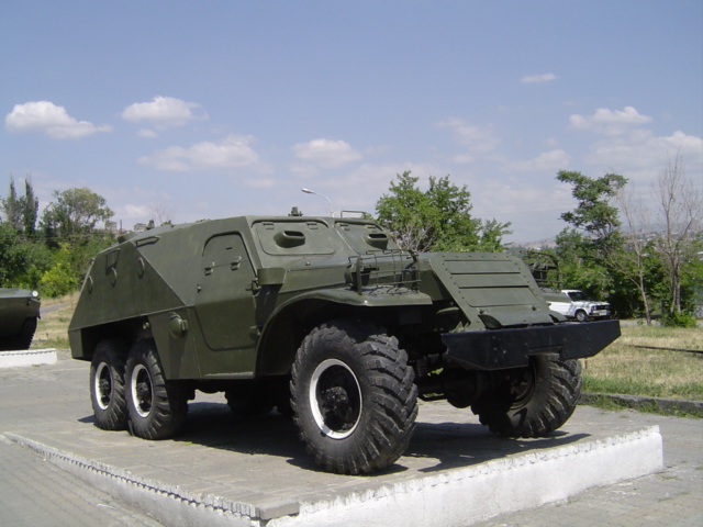 BTR-152_(A).jpg