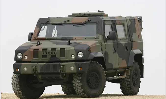 Iveco_LMV_(B).png