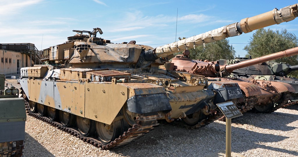 Chieftain_MK_3_MBT_(B).jpg