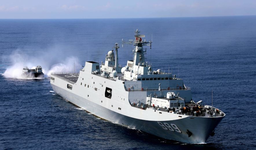 Type_071_Class_(Yuzhao_Class)_(C).jpg
