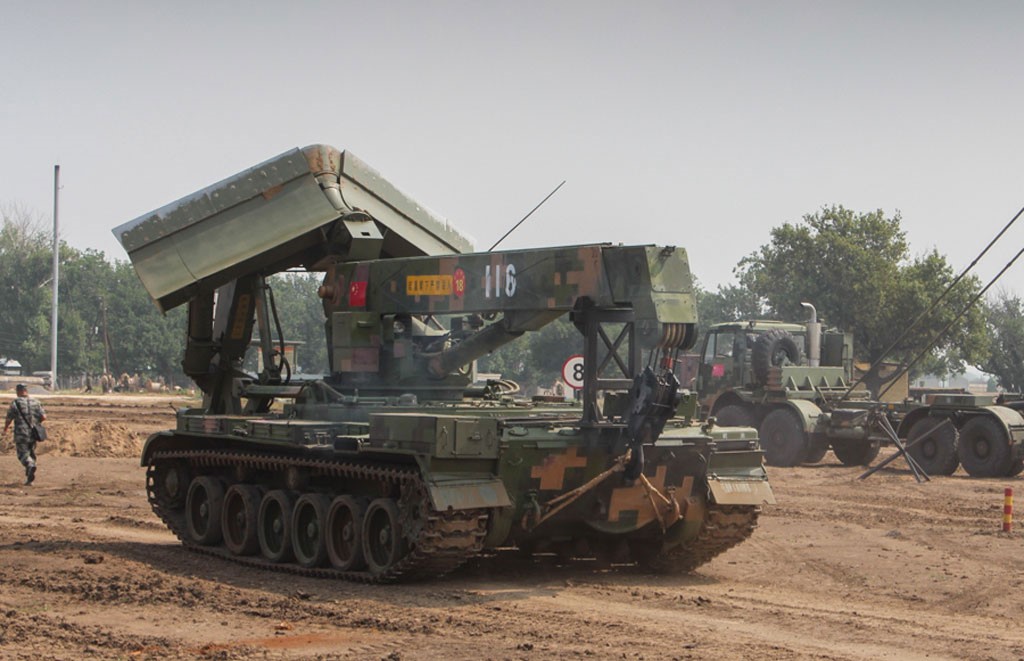 GCZ-110_Chinese_Tracked_(BB).jpg