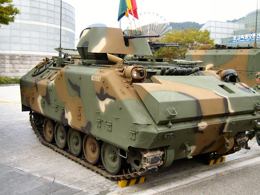K-200_KIFV_(C).jpg