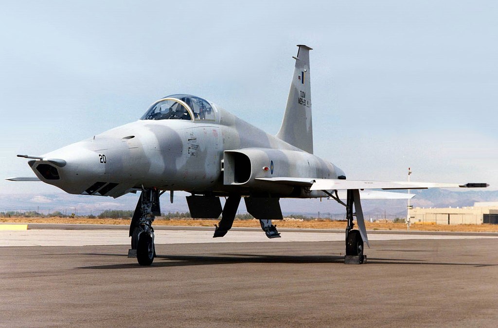 F-5E_FF_(C).jpg