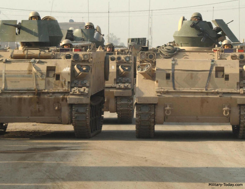M113A3_(B).jpg