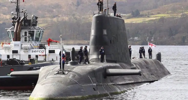 Astute_Class_British_Sub_(B).jpg