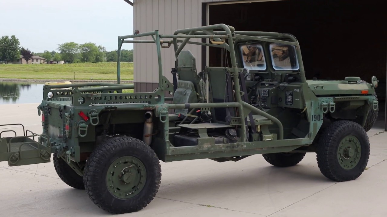 M1161_GROWLER_(C).jpg
