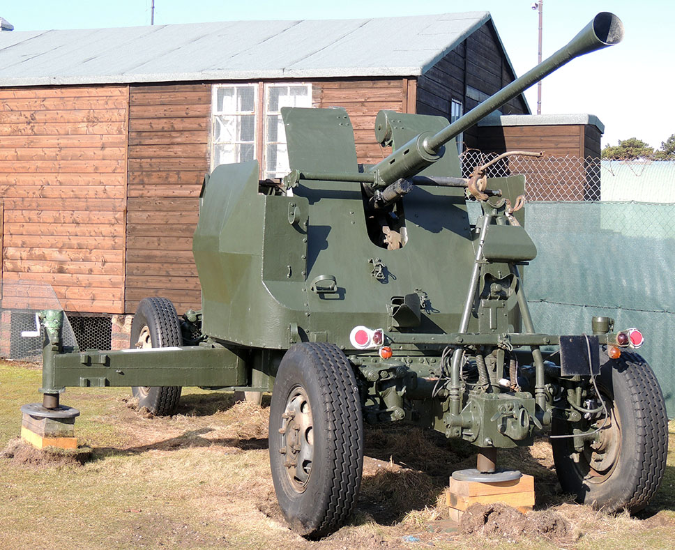L70Bofors(B).jpg
