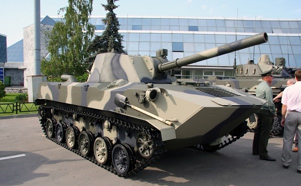 2S9_Anona_(SO-120)_(CC).jpg