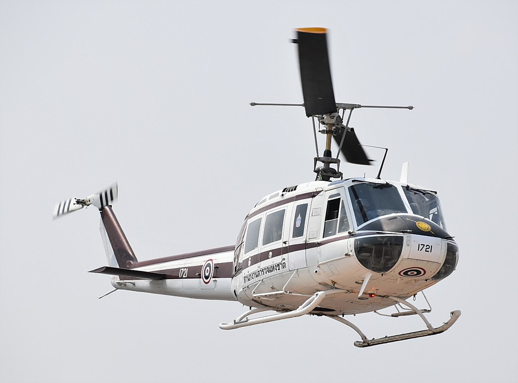 Bell_205_Heli(B).jpg