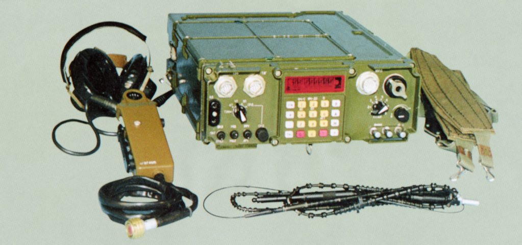 R-168-5KNE_Radio_(AA).png
