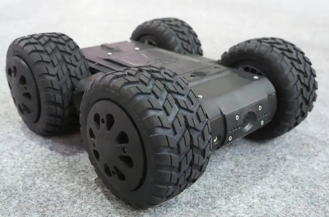Scarab_Russian_4x4_(AA).jpg