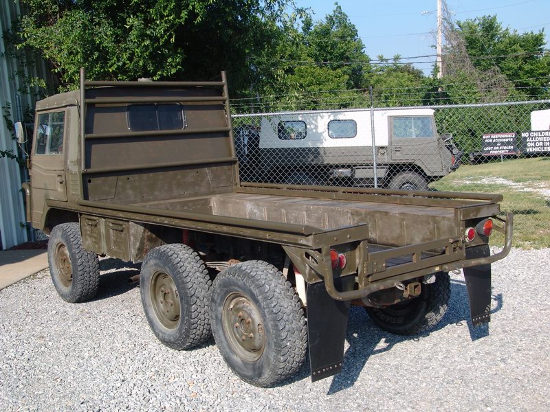 Pinzgauer_712T(B).jpg