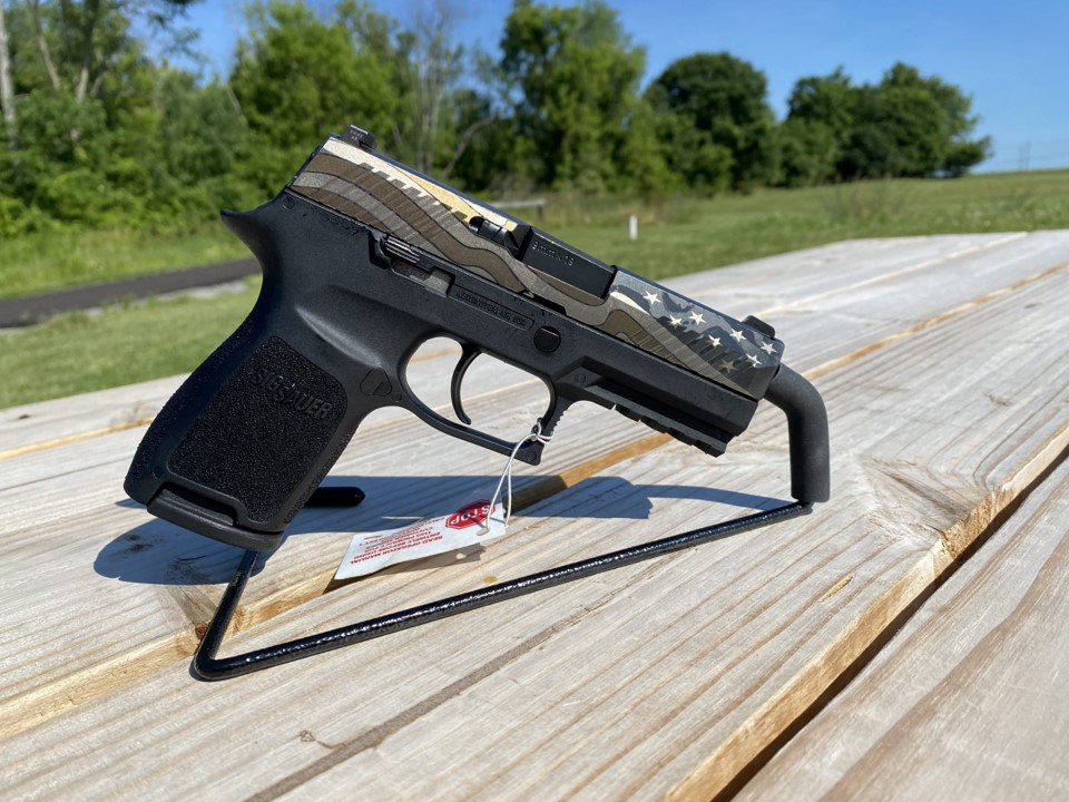 SIG_Sauer_P320_(AA).jpg