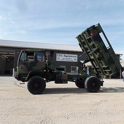M1094DumpTruck(B).jpg