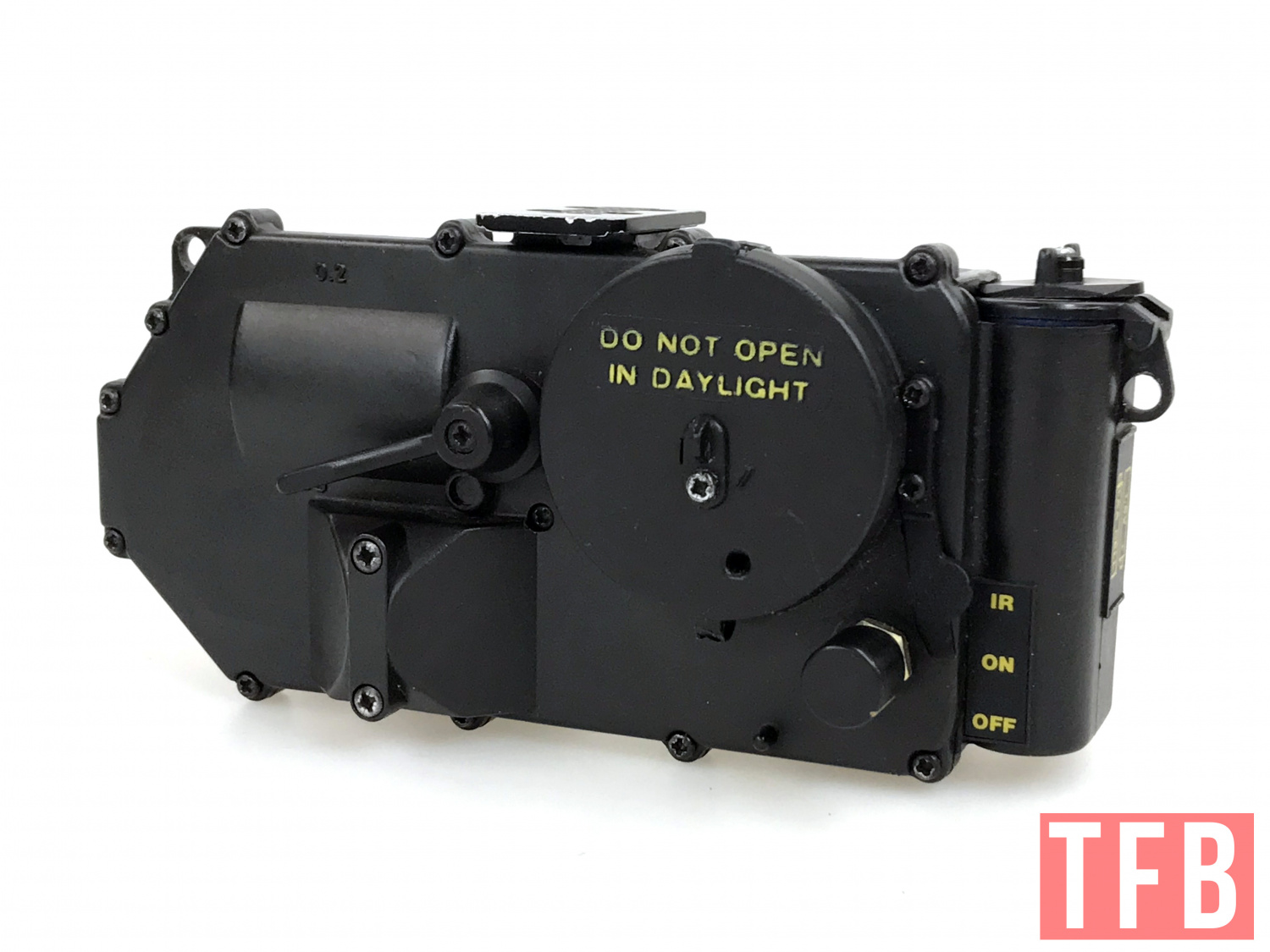 Simrad-gn1_night_vision_goggles(B).jpg