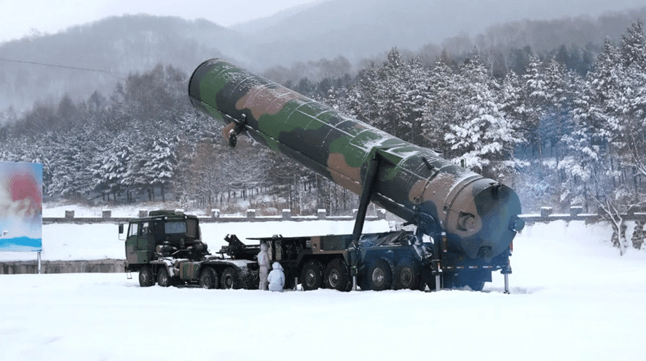 DF-31/31A wheeled launcher. Photo: PLA