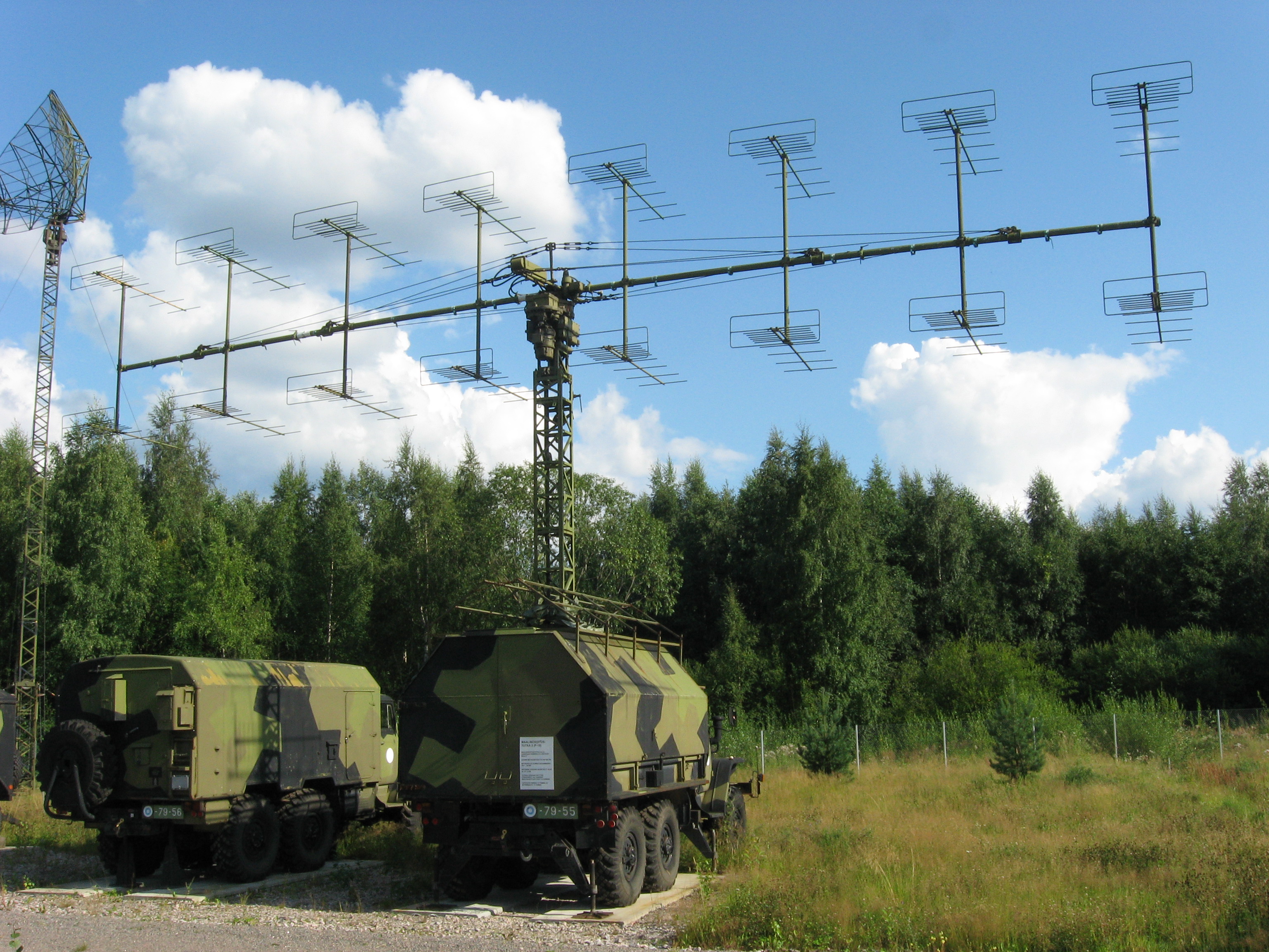 P-18SpoonRestD(C).jpg