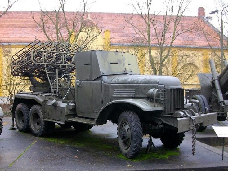 BM-24_(Katyusha)_(B).jpg