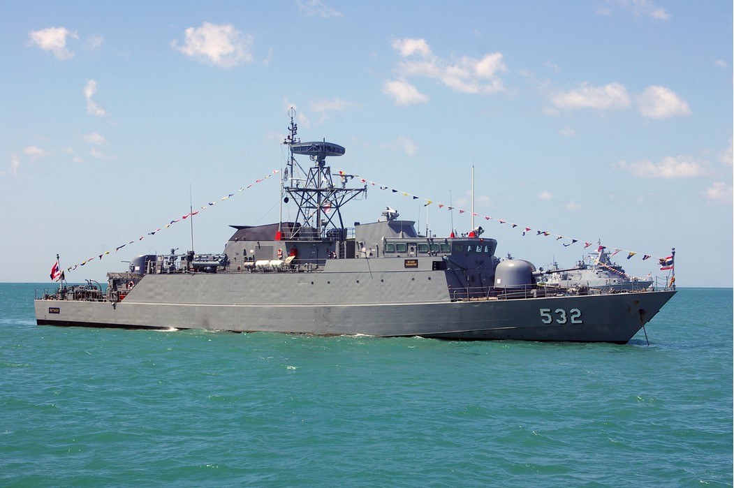 Khamronsin_Class_Thai_Corvette_(C).jpg