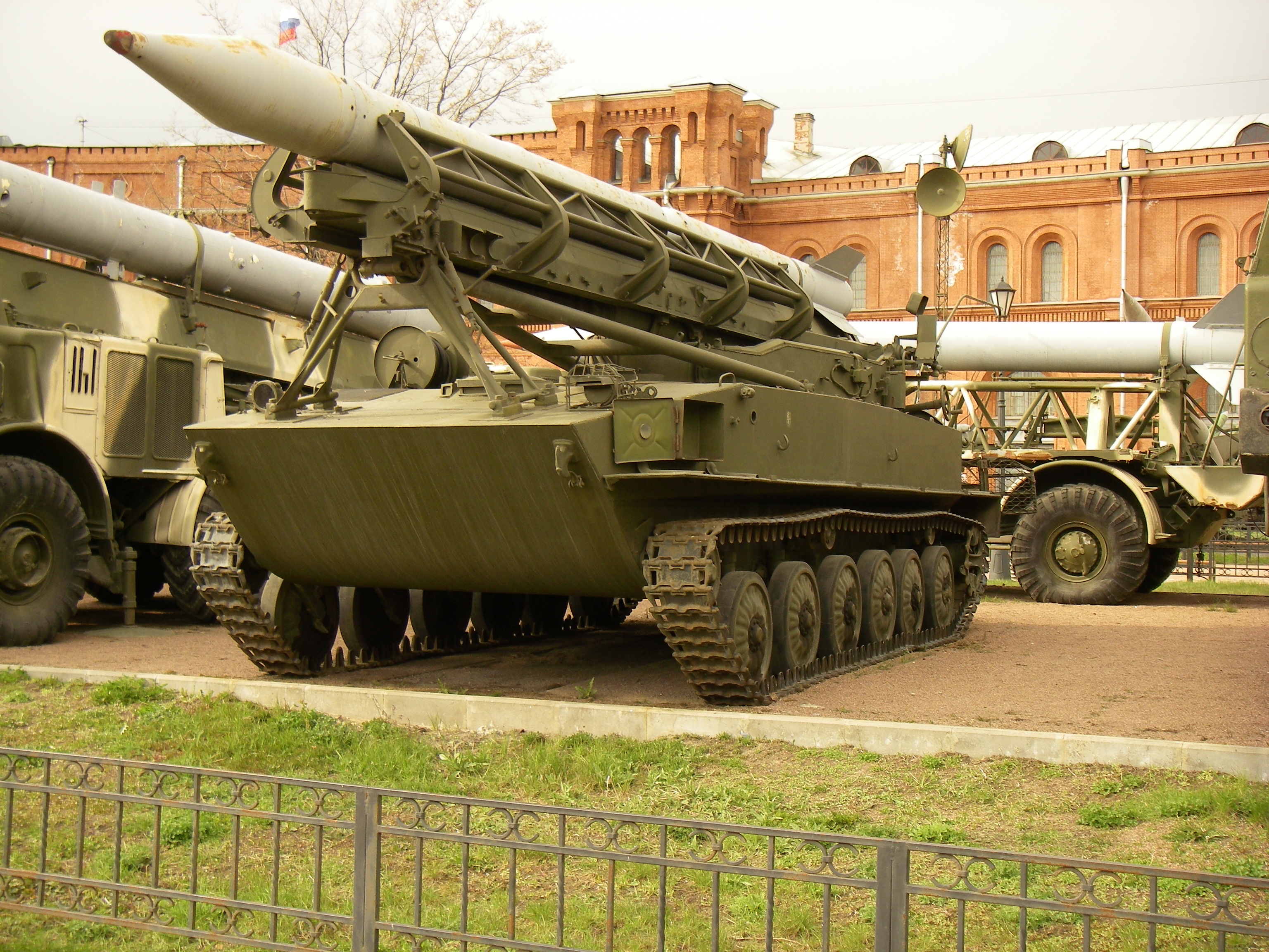 FROG-3_Luna_(CC).jpg