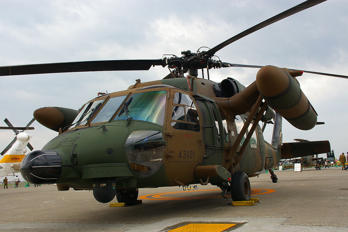 Japanese_UH-60JA_(B).jpg