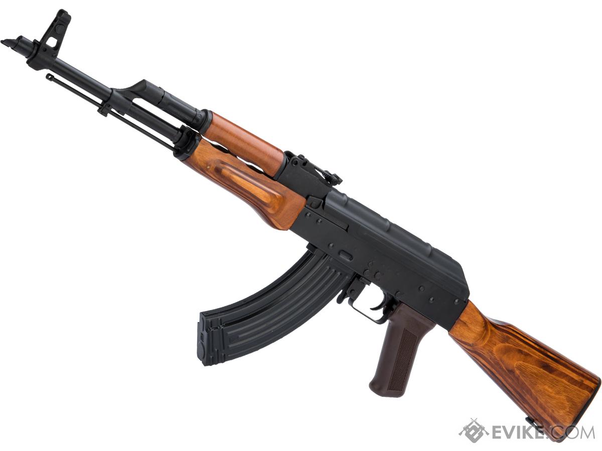 AKM_(C).jpg