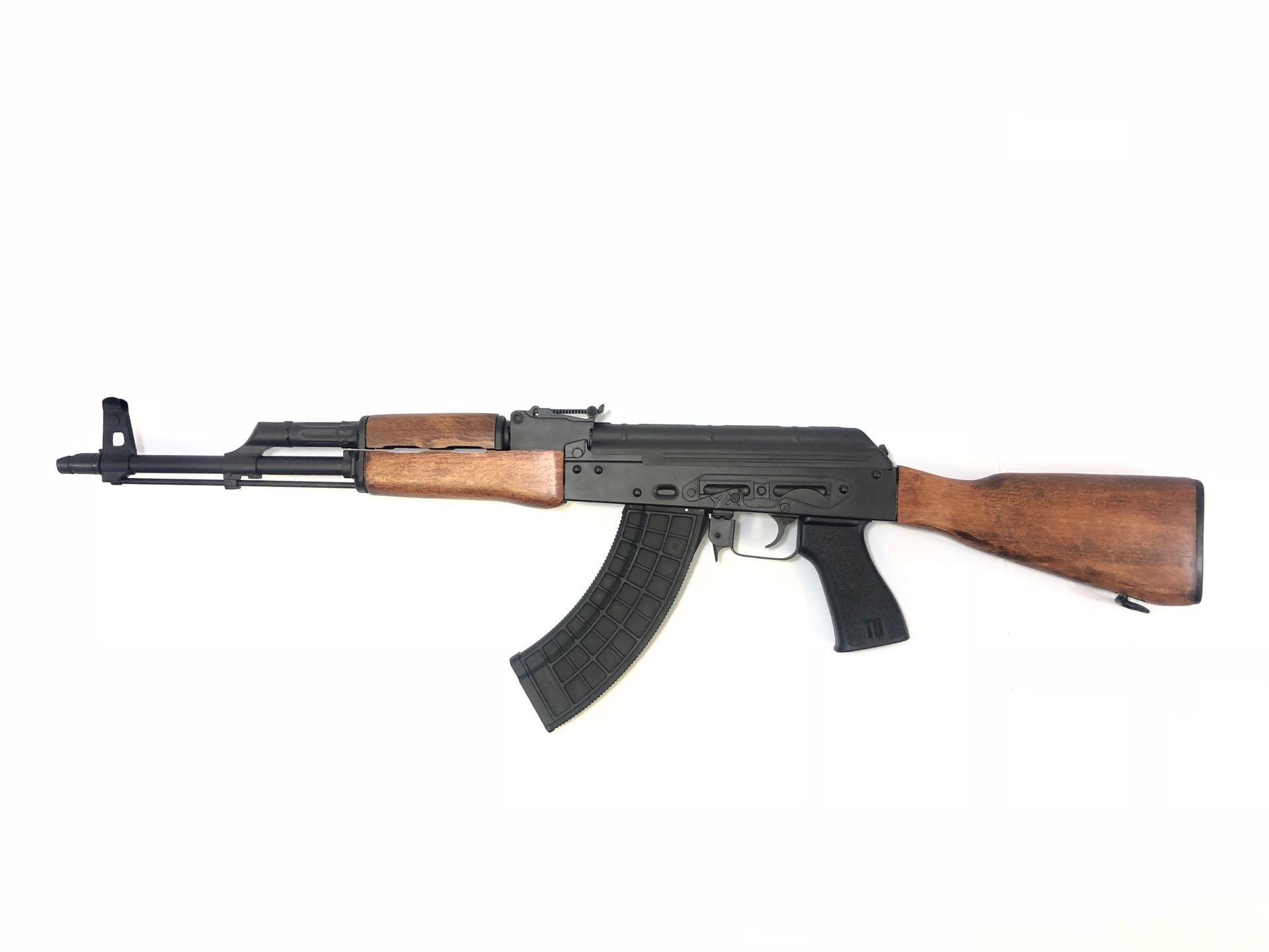 AKM_(B).jpeg